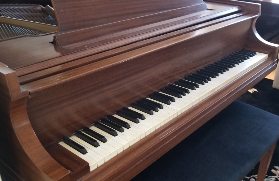 Baldwin baby grand Model M for sale Image 2 Baldwin baby grand Model M for sale Image 2