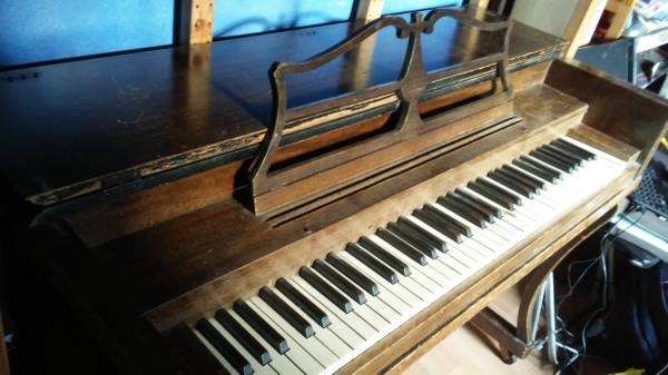 Wurlitzer Upright Piano Image 1