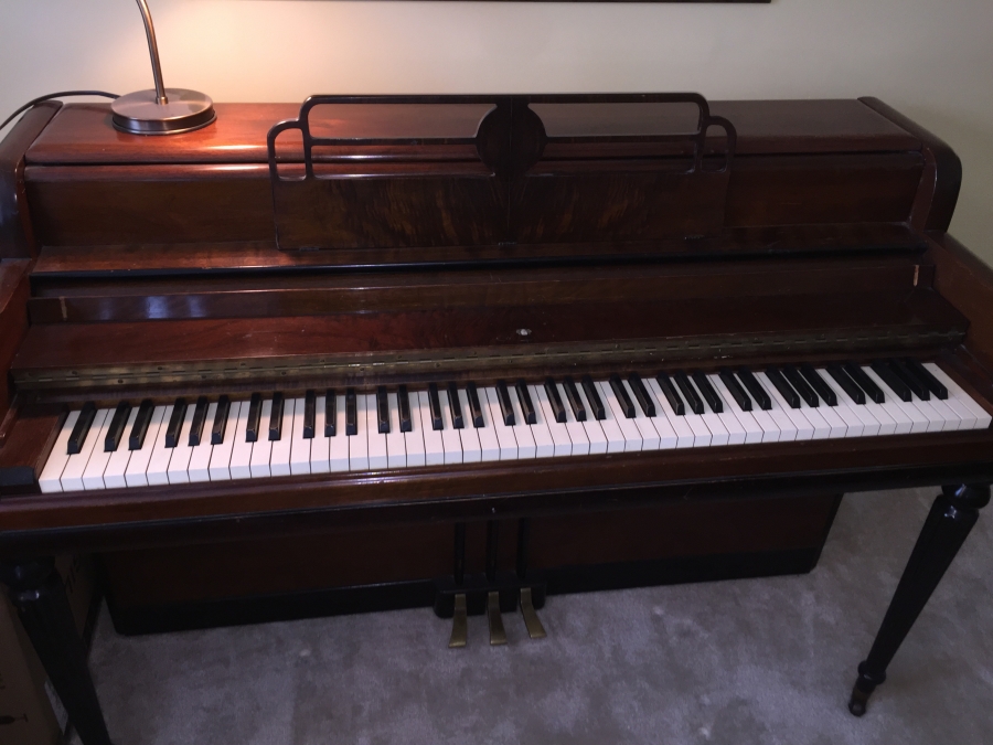 Wurlitzer Upright Classic Built in the 1940s 1 Owner Image 4