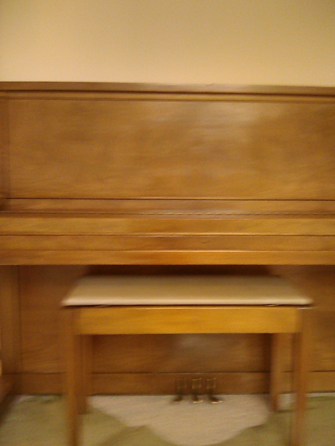 1970 Hamilton Chicago upright piano Image 4