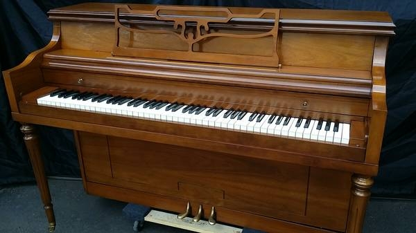 Piano Super Sale Free Delivery Tuning and Warranty Image 2